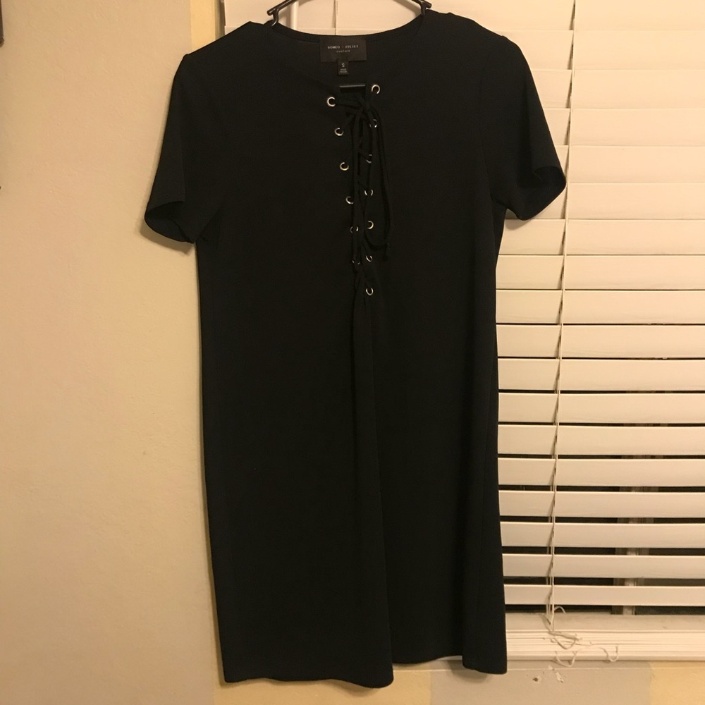 BLACK MIDI DRESS
